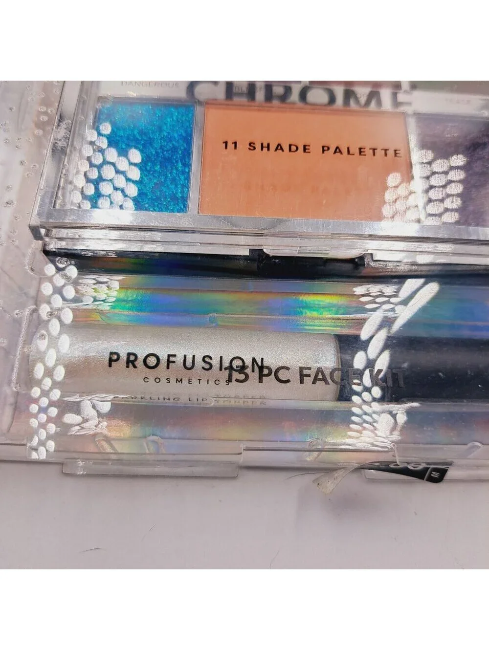 Profusion Silver Glitters Chrome 13 Eyeshadow Palette Holiday Make Up Face Kit